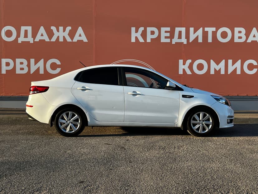 kia-rio-2016-556-3
