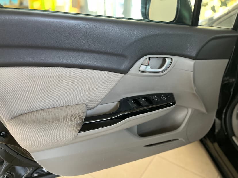 honda-civic-2012-242-24