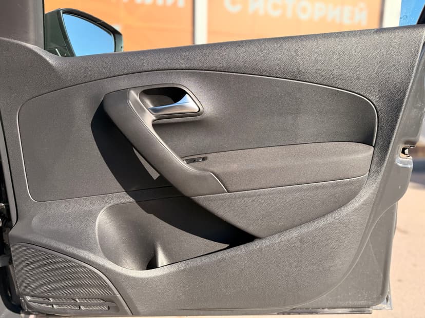 volkswagen-polo-2018-575-28