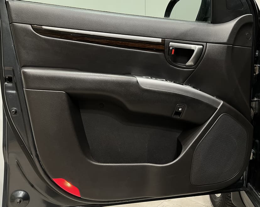 hyundai-santa fe-2011-1098-8