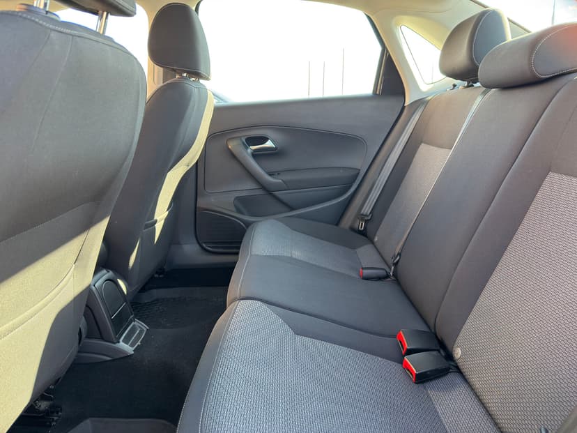 volkswagen-polo-2018-575-29