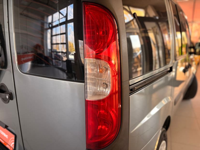 fiat-doblo-2011-274-9