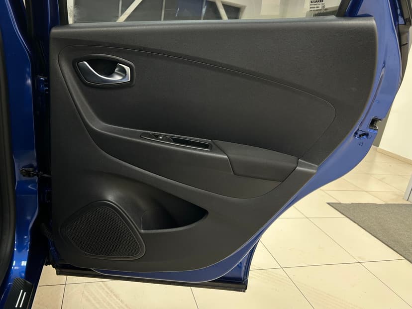 renault-kaptur-2022-570-22