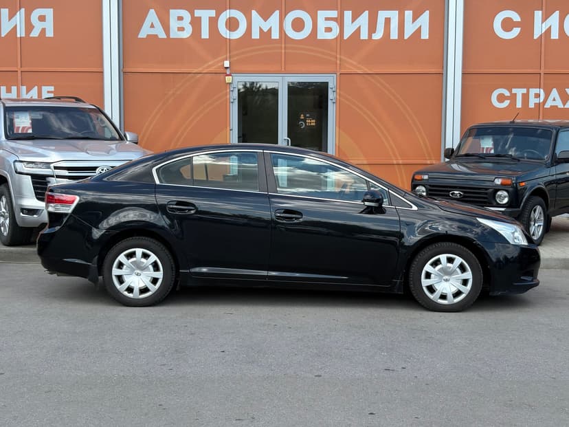 toyota-avensis-2010-185-3