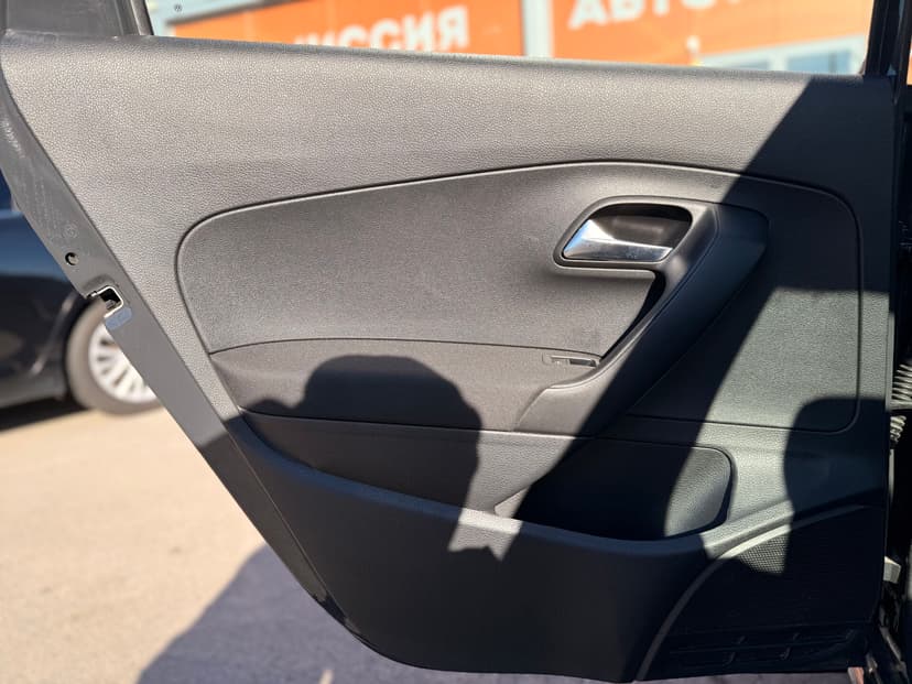 volkswagen-polo-2018-575-31