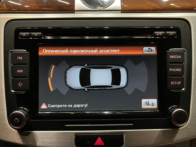 volkswagen-passat-2012-1214-19