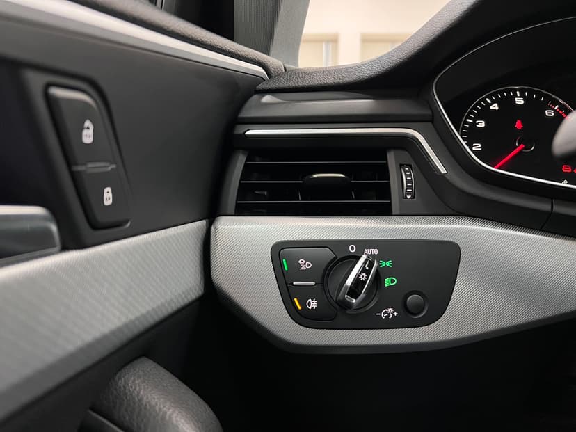 audi-a4-2015-69-23