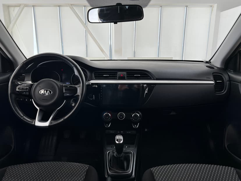kia-rio-2019-1231-12