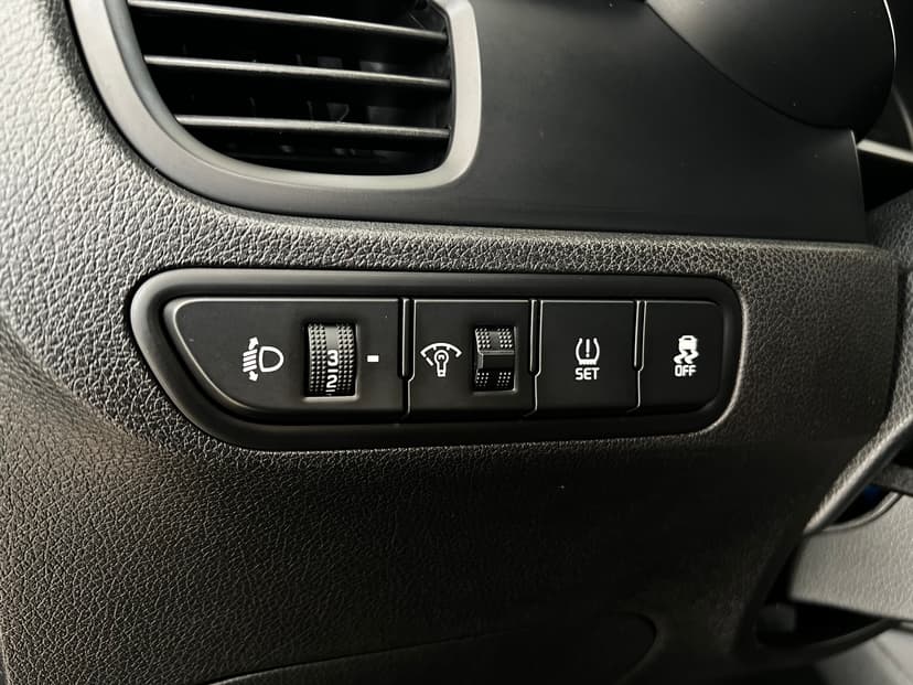 kia-rio-2019-1231-23