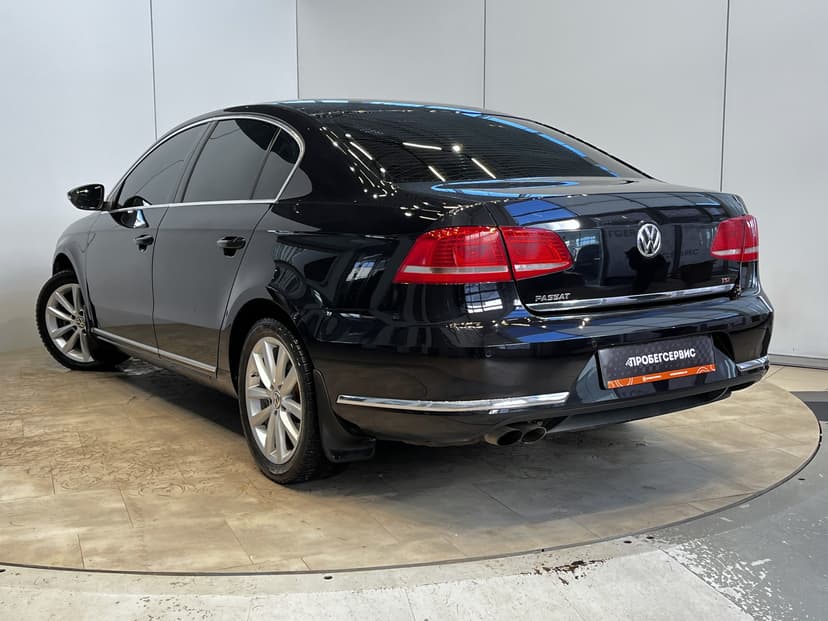 volkswagen-passat-2012-1214-3