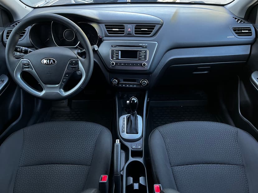 kia-rio-2017-97-8