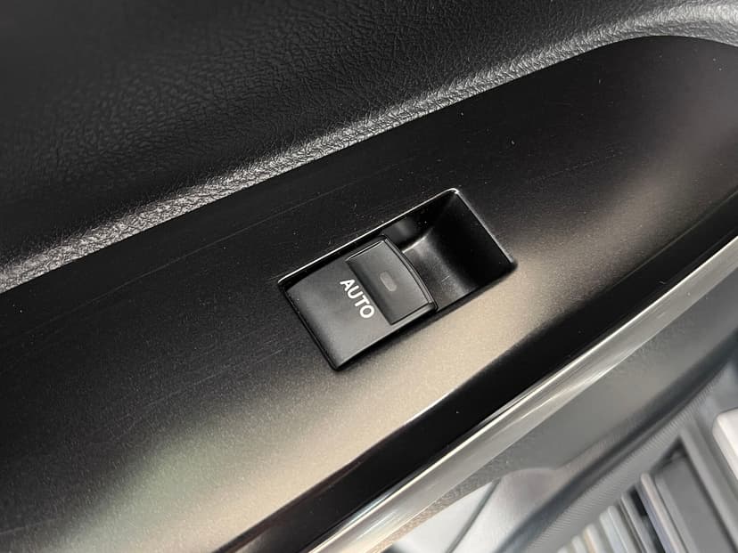 toyota-land cruiser-2015-6-33