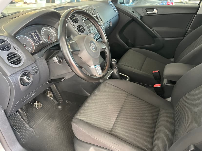 volkswagen-tiguan-2012-409-12