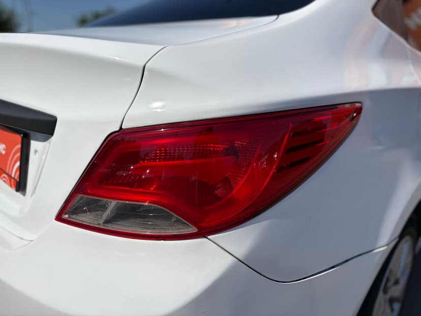 hyundai-solaris-2014-202-9