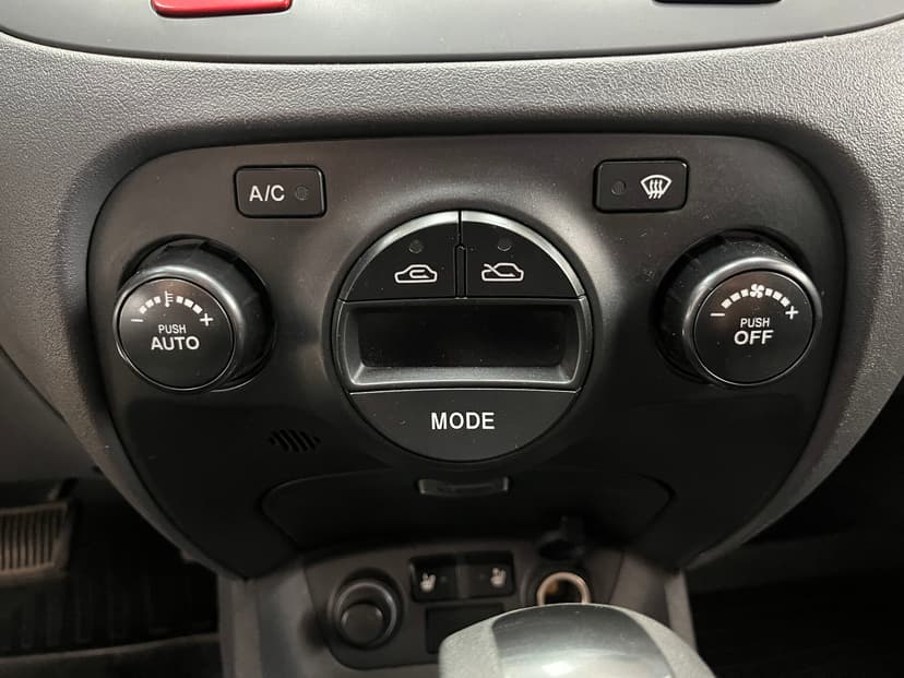 kia-rio-2010-208-13