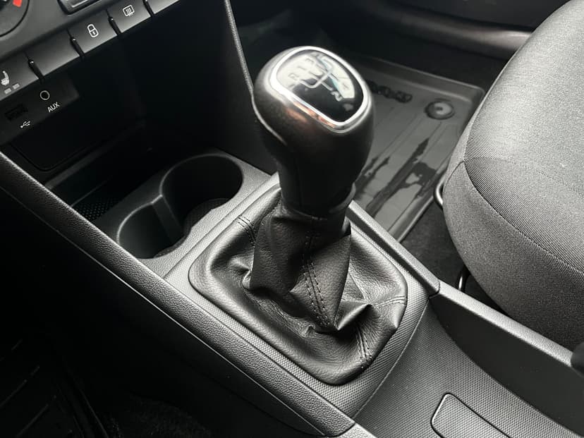 skoda-rapid-2016-725-12