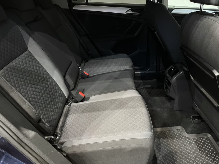 volkswagen-tiguan-2017-1121-23