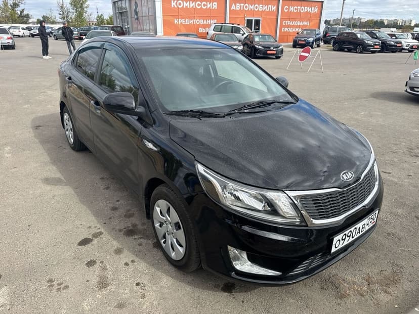 kia-rio-2012-381-0