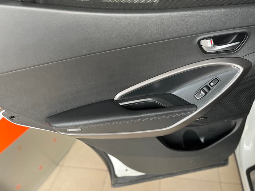 hyundai-santa fe-2013-247-21