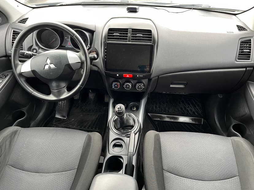 mitsubishi-asx-2012-300-14
