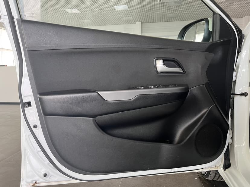 kia-rio-2016-26-18
