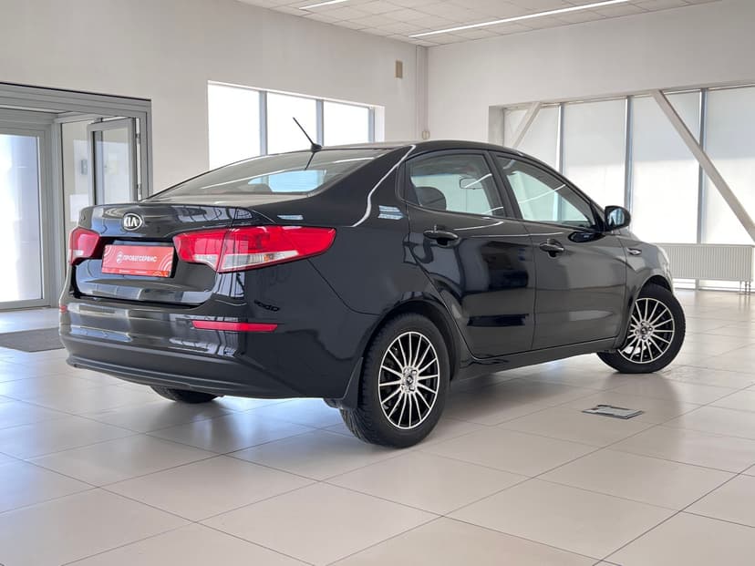 kia-rio-2015-7-5
