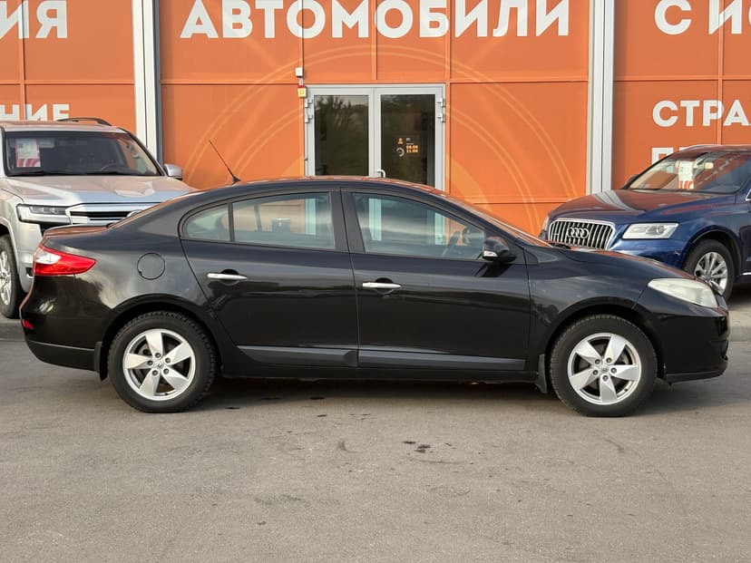 renault-fluence-2010-248-3