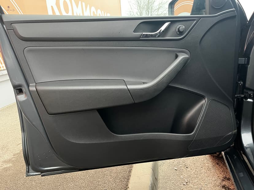 skoda-rapid-2016-725-14