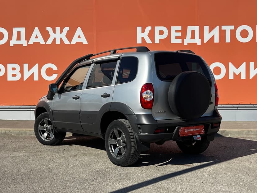 chevrolet-niva-2019-407-6