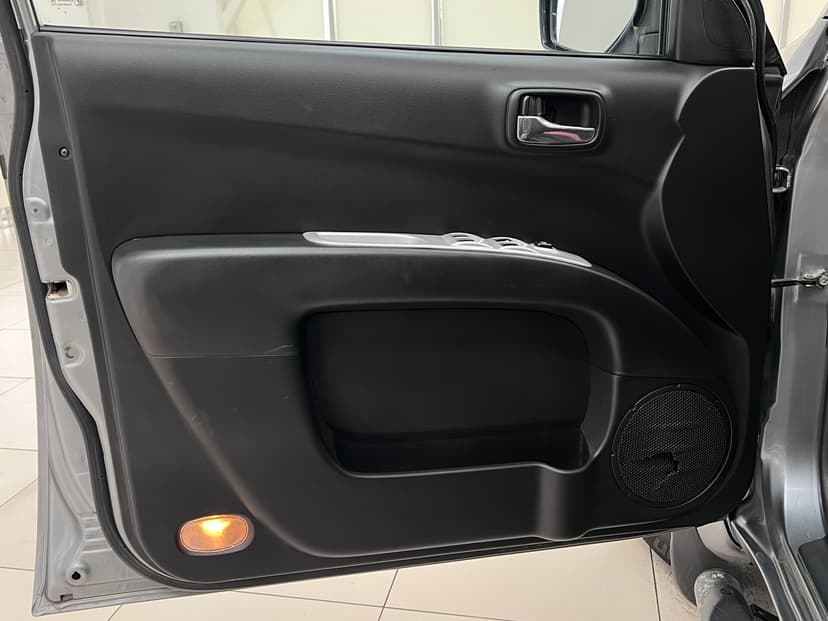 mitsubishi-l200-2014-379-15