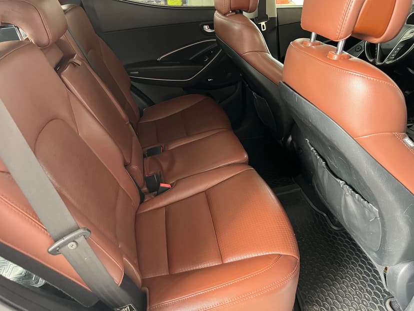 hyundai-santa fe-2013-247-24