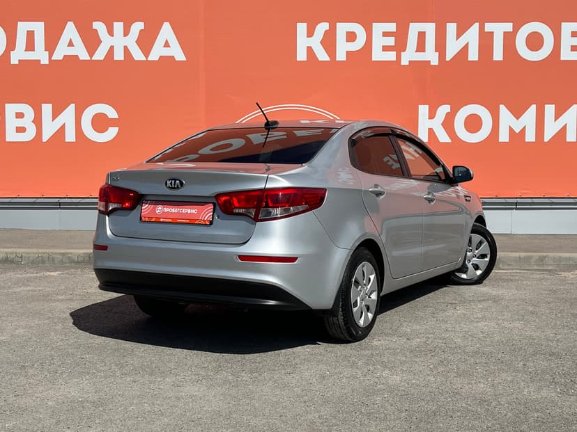 kia-rio-2017-39-4
