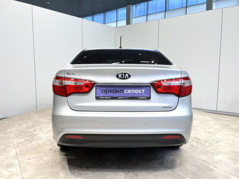 kia-rio-2014-403-3