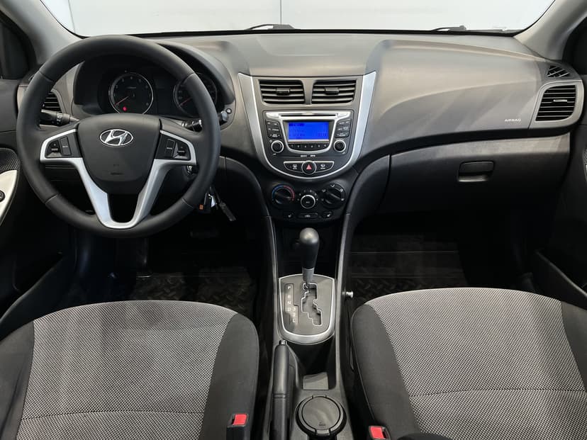 hyundai-solaris-2012-1137-9
