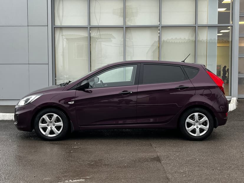 hyundai-solaris-2012-931-7