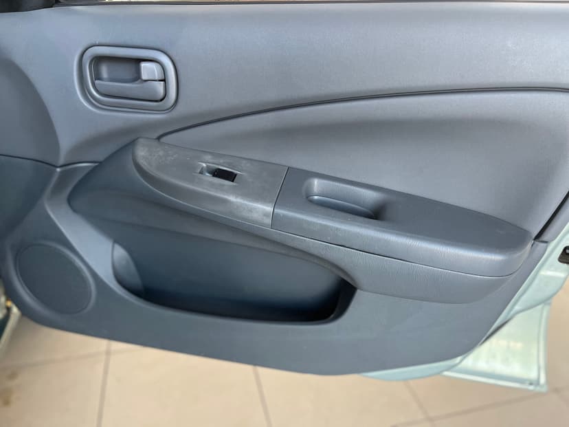 nissan-almera classic-2006-257-21