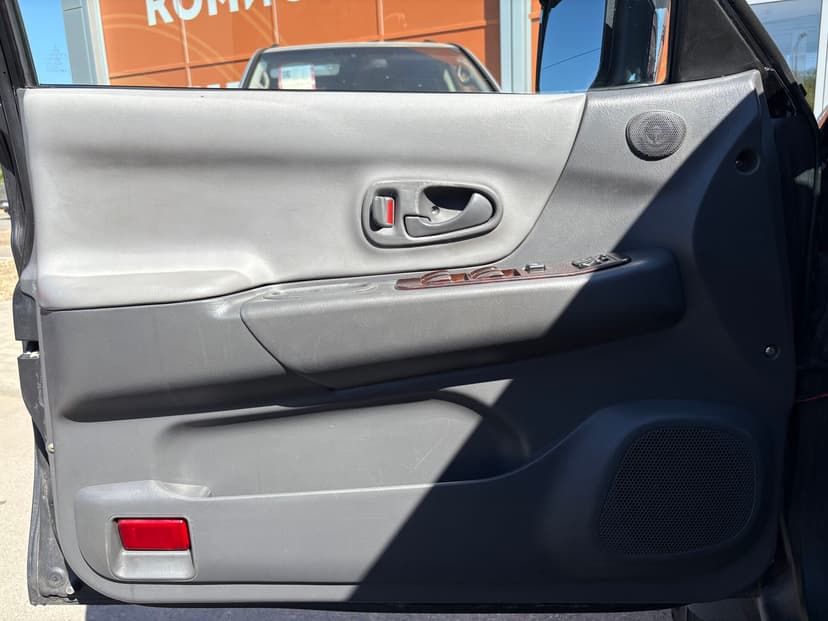 mitsubishi-pajero sport-2002-230-23