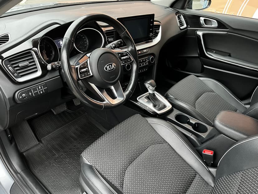 kia-ceed-2021-681-23