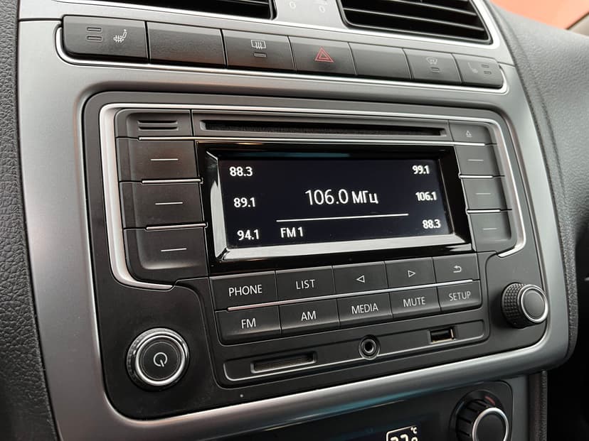 volkswagen-polo-2017-96-12