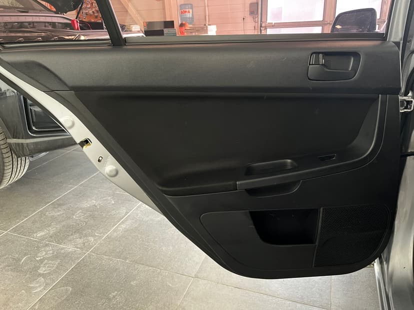 mitsubishi-lancer-2008-550-17