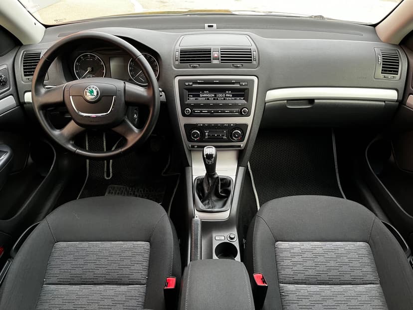 skoda-octavia-2012-549-11