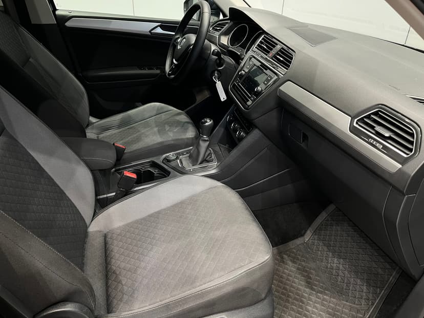 volkswagen-tiguan-2017-1121-24