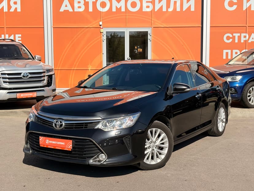 toyota-camry-2015-361-0