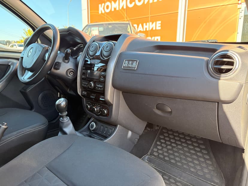 renault-duster-2017-359-24