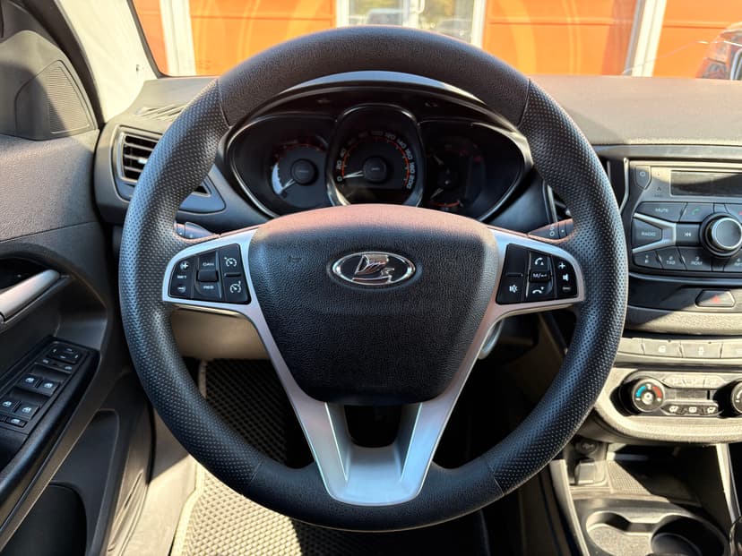 ваз (lada)-vesta-2018-391-11