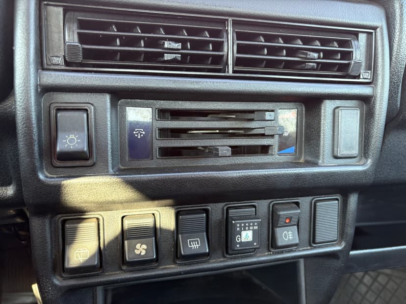 ваз (lada)-4x4 (нива)-2014-322-13
