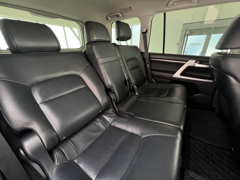 toyota-land cruiser-2015-6-34