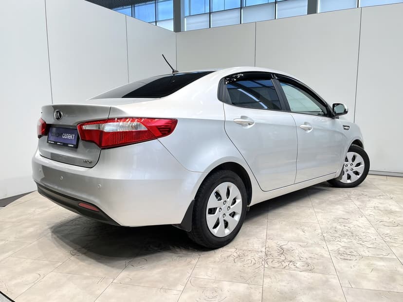 kia-rio-2014-403-4