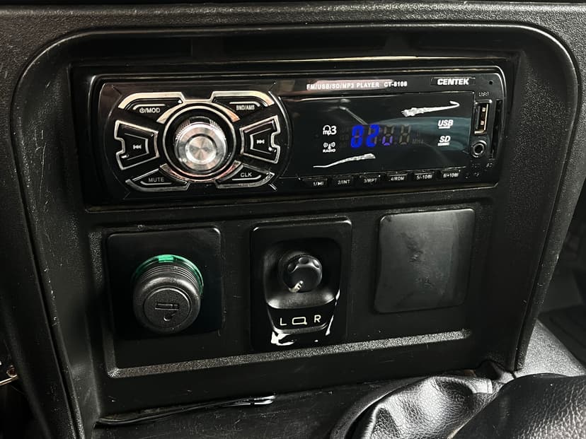 chevrolet-niva-2011-85-14