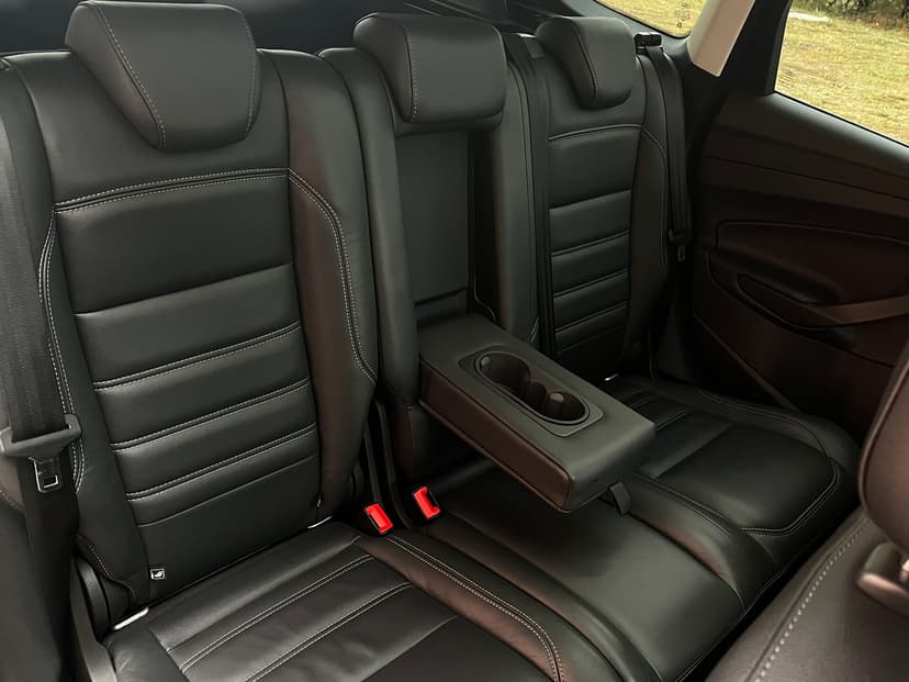 ford-kuga-2016-477-28